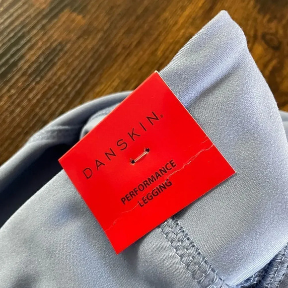 Danskin Ladies Lightweight 7/8 Legging color Waterdrop - Picture 10 of 12